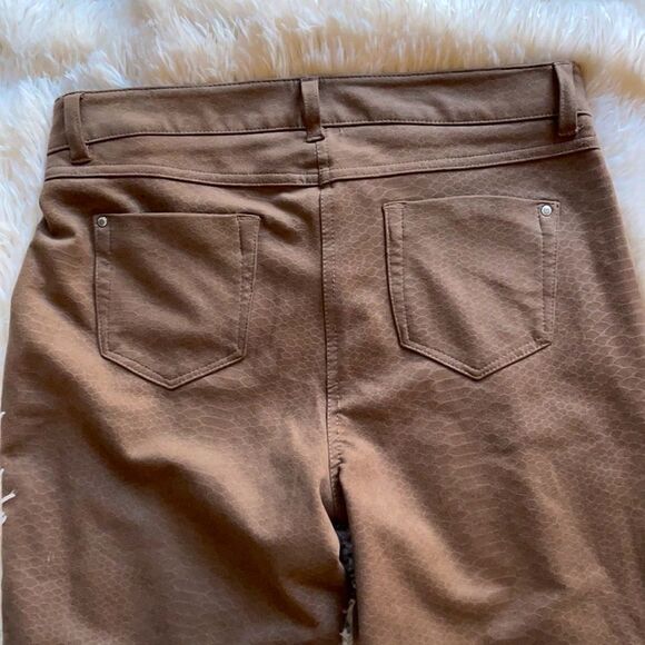 Artisan NY Ultra Soft Leggings Pants - Picture 4 of 7